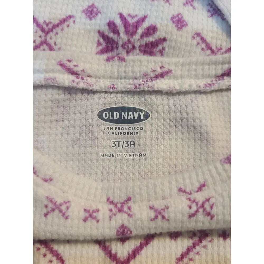 Old navy 3t girls pink and white cotton thermal long sleeve shirt